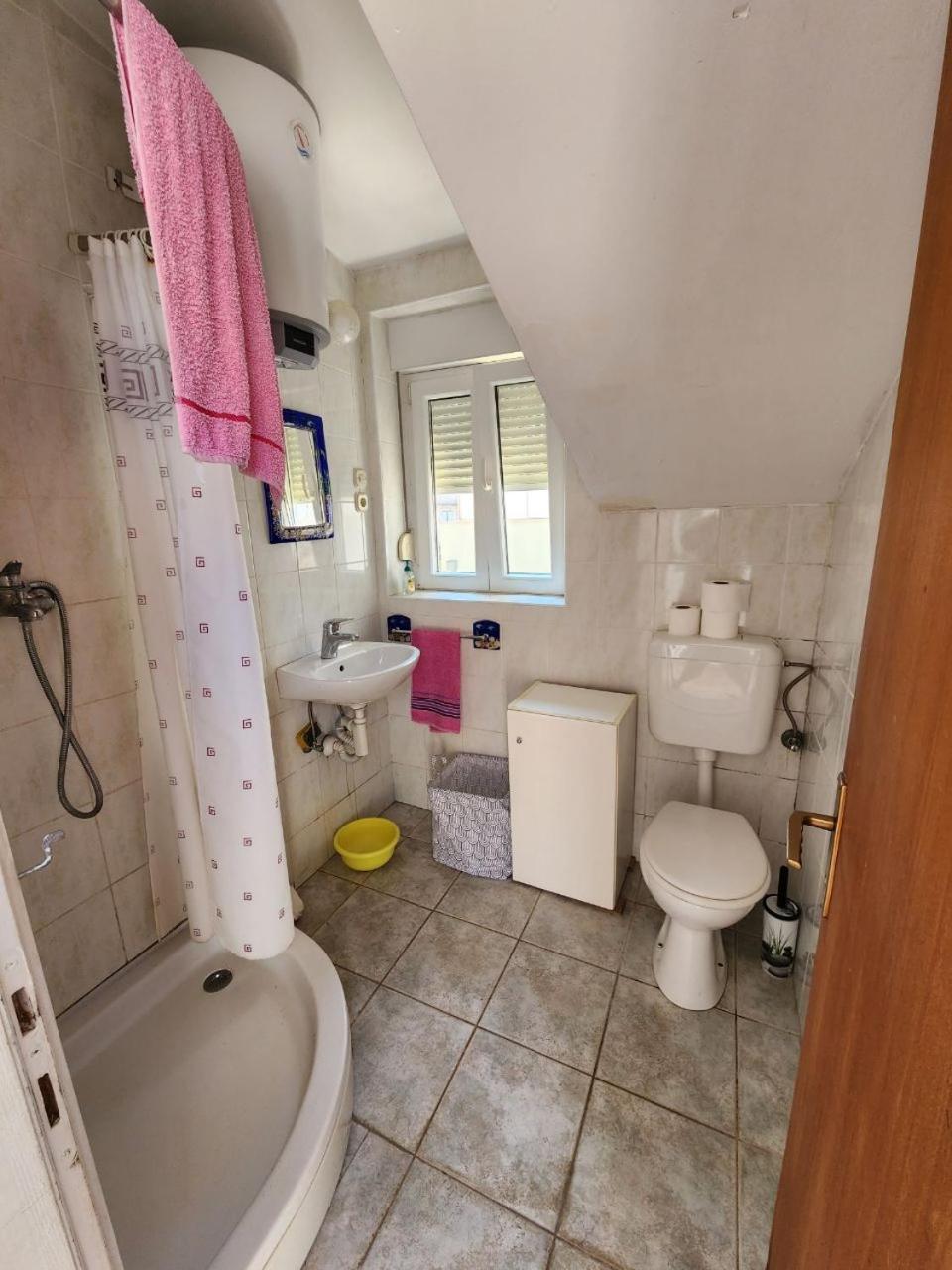 Apartmani Sole วิส ภายนอก รูปภาพ